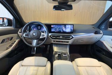BMW 320iA