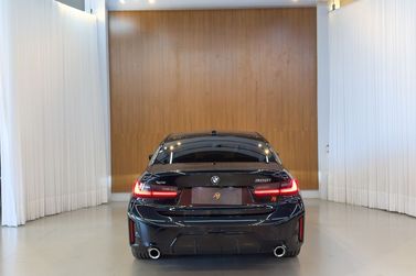 BMW 320iA