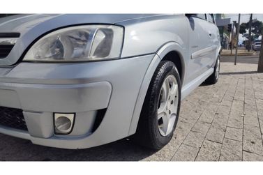 Chevrolet Corsa