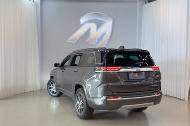 Jeep Commander