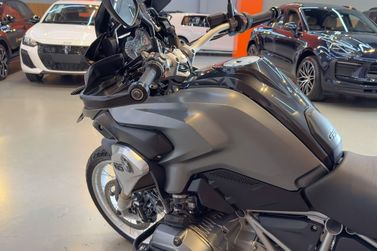 BMW R
