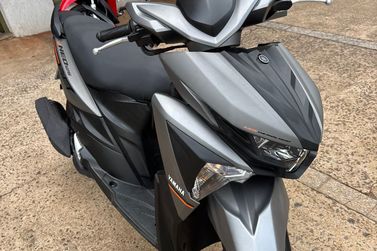 YAMAHA NEO