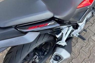 HONDA CB