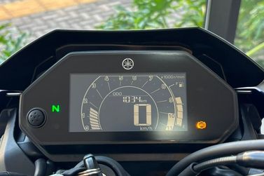 YAMAHA FZ25