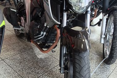 YAMAHA FZ25