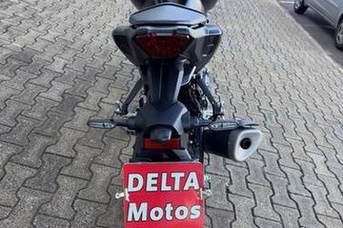 YAMAHA MT-03