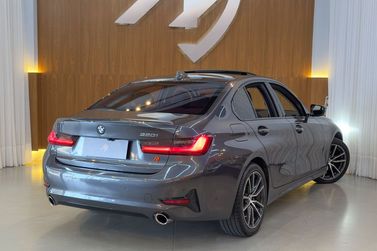 BMW 320iA