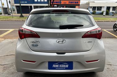 Hyundai HB20