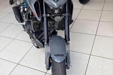 YAMAHA MT-03