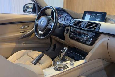 BMW 320iA