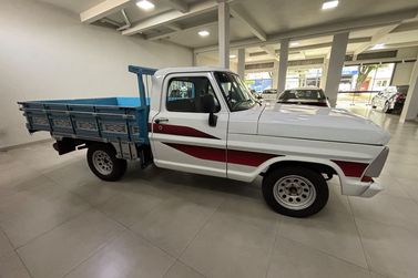 Ford F-1000
