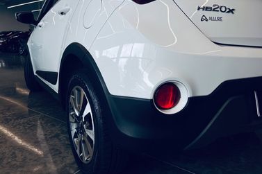Hyundai HB20X