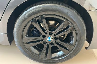 BMW 320iA