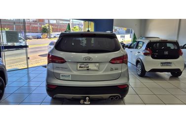 Hyundai Santa