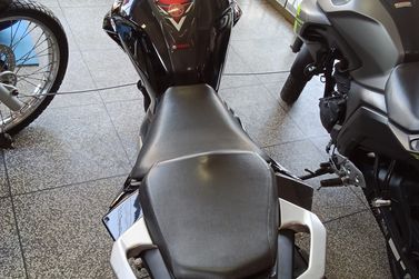 YAMAHA FZ25