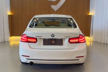 BMW 320iA