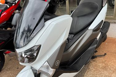 YAMAHA NMAX