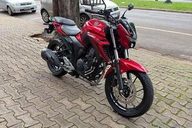 YAMAHA FZ25