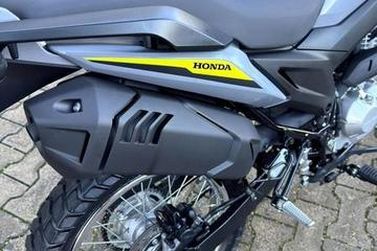 HONDA NXR