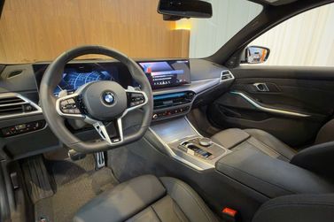 BMW 320iA