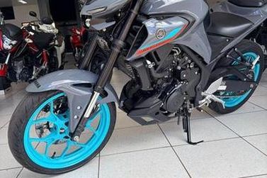 YAMAHA MT-03