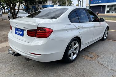 BMW 320iA