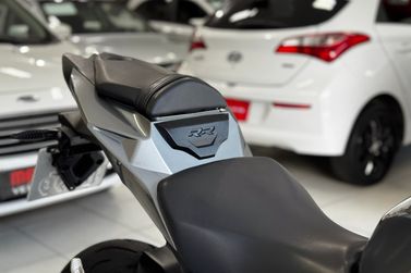 BMW S
