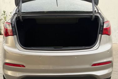 Hyundai HB20S
