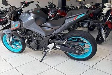 YAMAHA MT-03