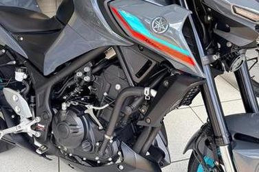 YAMAHA MT-03