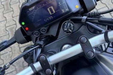 YAMAHA MT-03