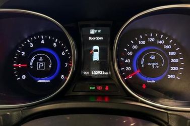 Hyundai Santa
