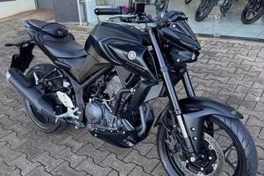 YAMAHA MT-03