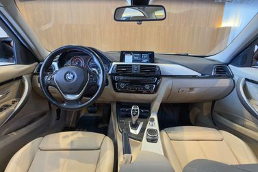 BMW 320iA