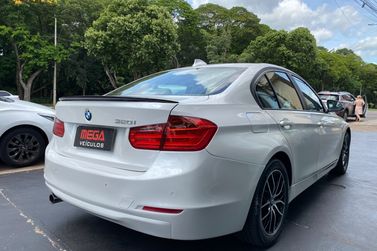 BMW 320iA