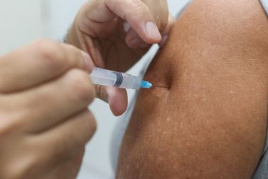 Saúde alerta para a baixa procura pela vacina contra a gripe em SC