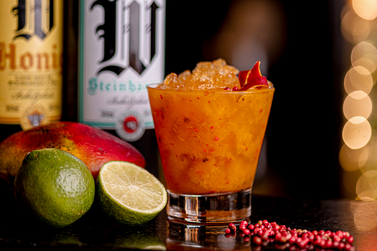 Doce e picante: Olie&rsquo;s cria caipirinha &ldquo;Fogo e Paix&atilde;o&rdquo; para disputar concurso