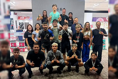 Jiu-jitsu de Porto Uni&atilde;o conquista 13 medalhas em Blumenau