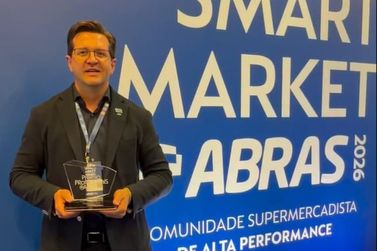 Clemente Bahniuk &eacute; eleito CEO do Ano no Pr&ecirc;mio Profissionais do Ano ABRAS 2026