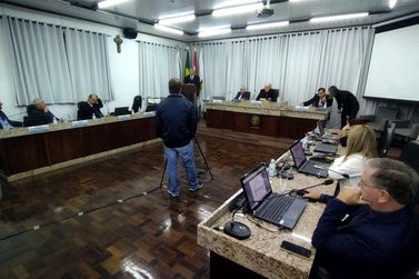 C&acirc;mara de Porto Uni&atilde;o debate ponte no interior, infraestrutura e demandas da comunidade