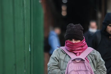 Massa de ar frio derruba temperaturas e mant&eacute;m tempo firme em Santa Catarina