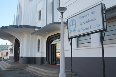 C&acirc;mara aprova conv&ecirc;nio para o SUS e debate sa&uacute;de, animais e meio ambiente