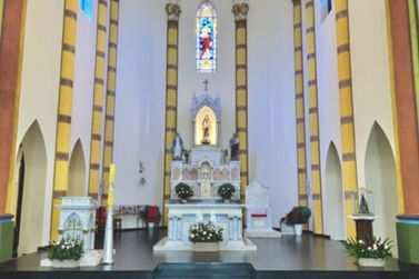 Diocese de Uni&atilde;o da Vit&oacute;ria realiza Missa de Abertura do Jubileu de Ouro