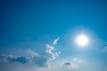 Feriado prolongado ter&aacute; predom&iacute;nio de tempo firme e temperaturas elevadas em SC