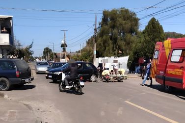 Colis&atilde;o entre carro e moto mobiliza equipes de emerg&ecirc;ncia em Uni&atilde;o da Vit&oacute;ria