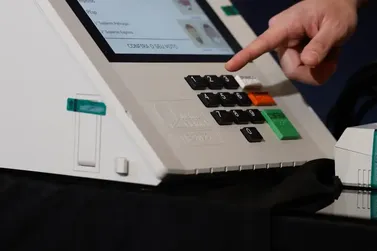 Campanha eleitoral nas ruas e na internet come&ccedil;a neste domingo (14)