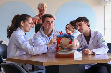 Medicina Campo Real &eacute; destaque nacional no Enamed