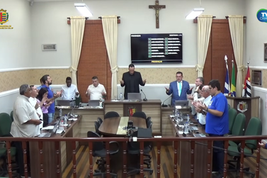 Primeira sess&atilde;o do ano em Vargem Grande tem pauta extensa e debates produtivos