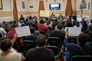 C&acirc;mara vota projeto que tenta derrubar partes de decretos da Prefeitura sobre aux&iacute;lio