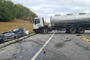 Motorista de carro morre em acidente com caminhão na Lúcio Meira, em Vassouras